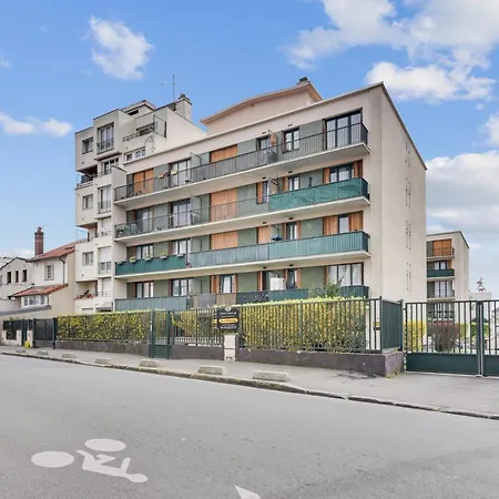 Budget Apart With Balcony Near Paris Appartement *